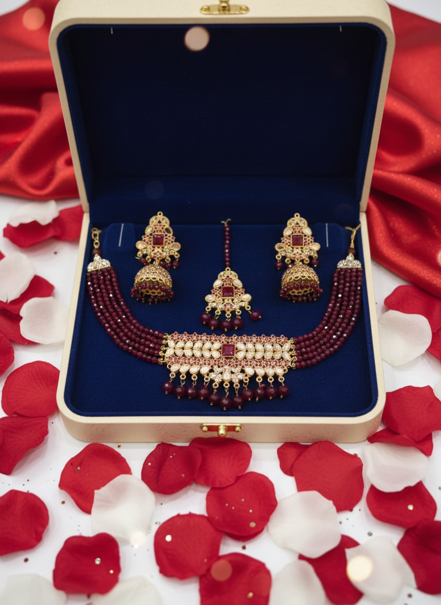 Zareen Kundan Choker Set