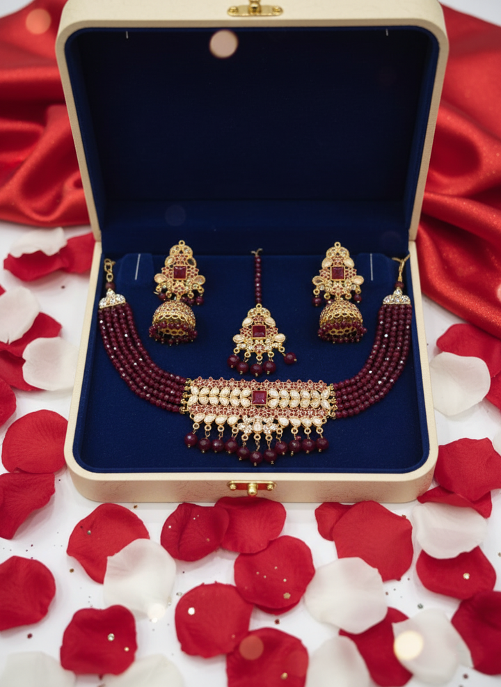 Zareen Kundan Choker Set