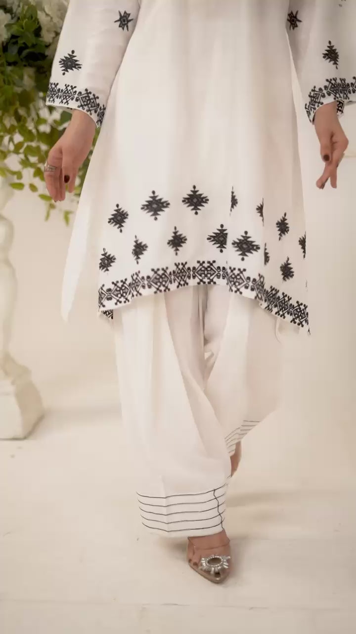 WHITE CHARM (FARSHI SHALWAR) 3PCS